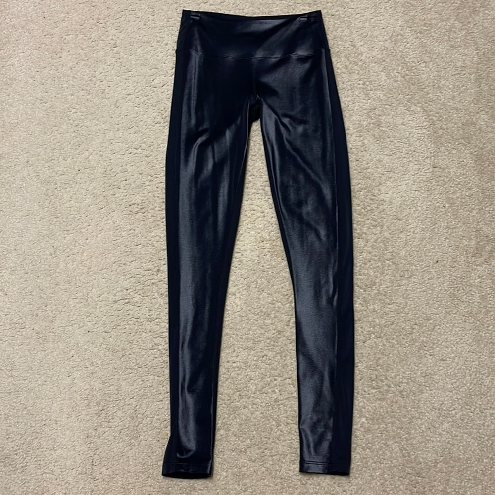 NWOT💙Leather like Leggings